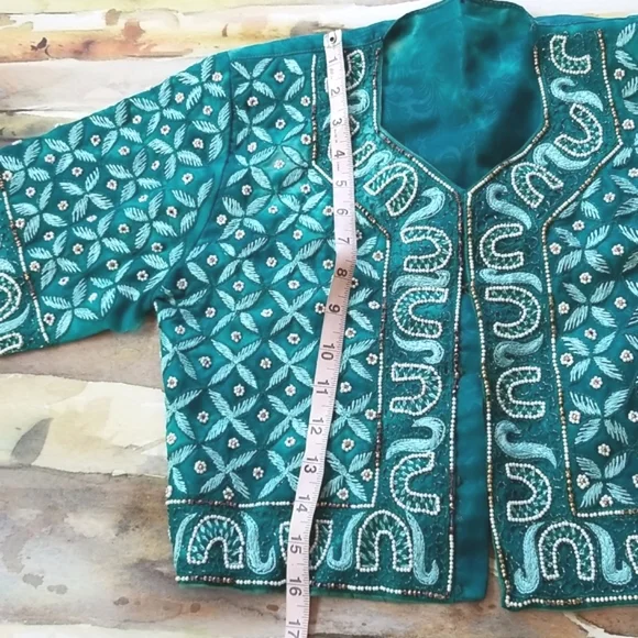 BEAUTIFUL Embroidery Beaded Ethnic Turquoise Silk SS Vintage Crop Top Jacket - Picture 14 of 16